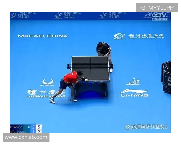 足球球星鹰眼技术革新助力比赛决策精准化提高球队竞技水平