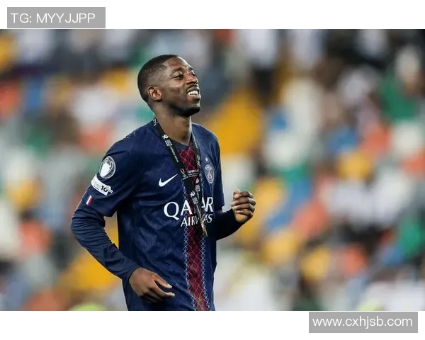 聚焦足球场上的3号球星:从锋线狂飙到场上指挥官的精彩蜕变